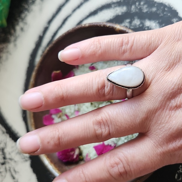 Moonstone sterling silver plated ring - Picture 4 of 4
